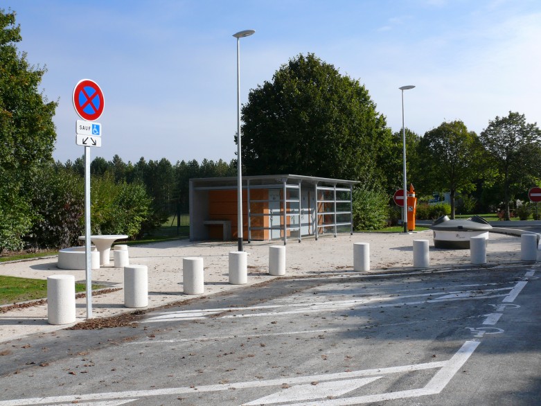 Sanitaire et mobilier autoroute 